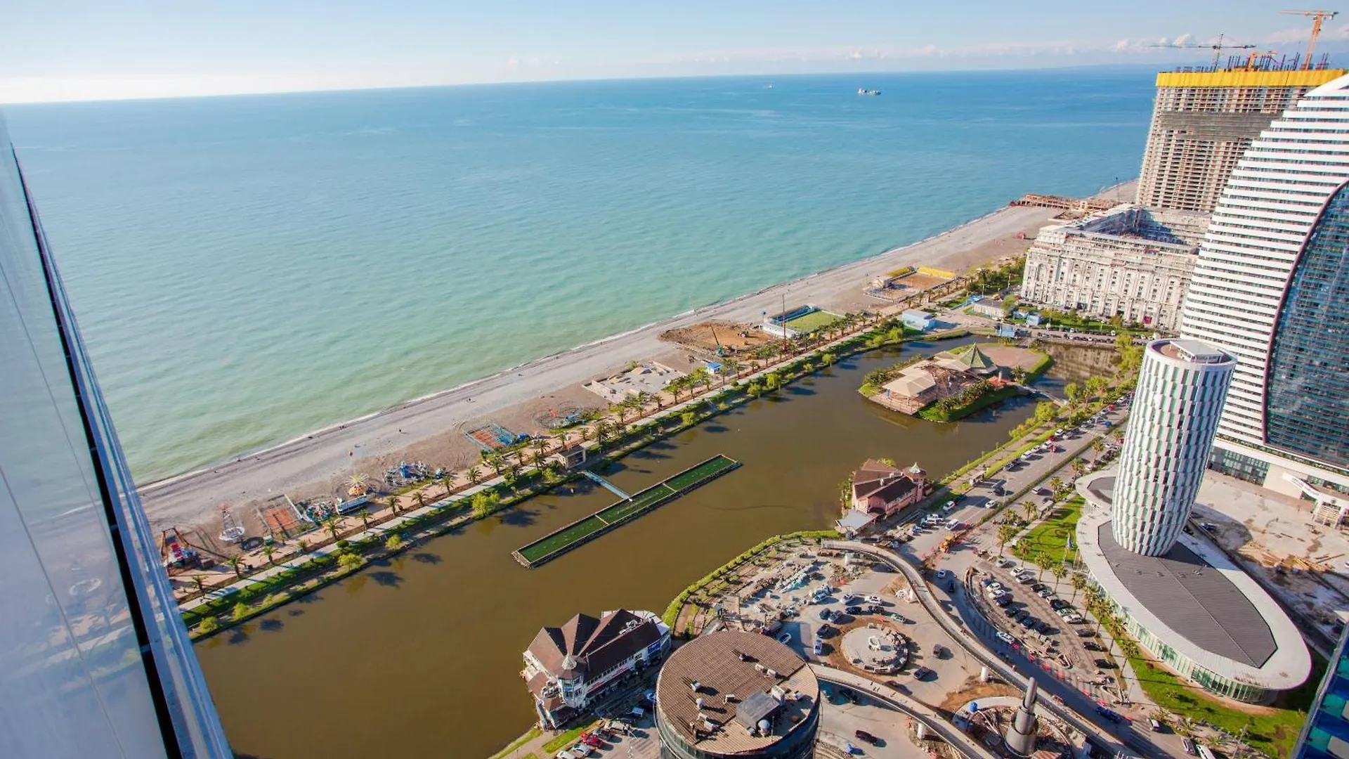 Apartments Black Sea Resort - Orbi City Batumi Hotel